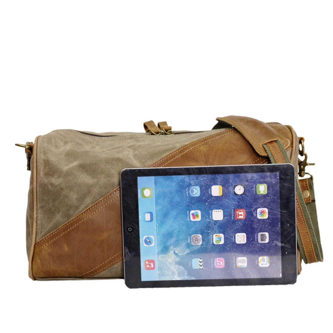 Waxed Canvas & Leather Sling Bag | INDIANAPOLIS