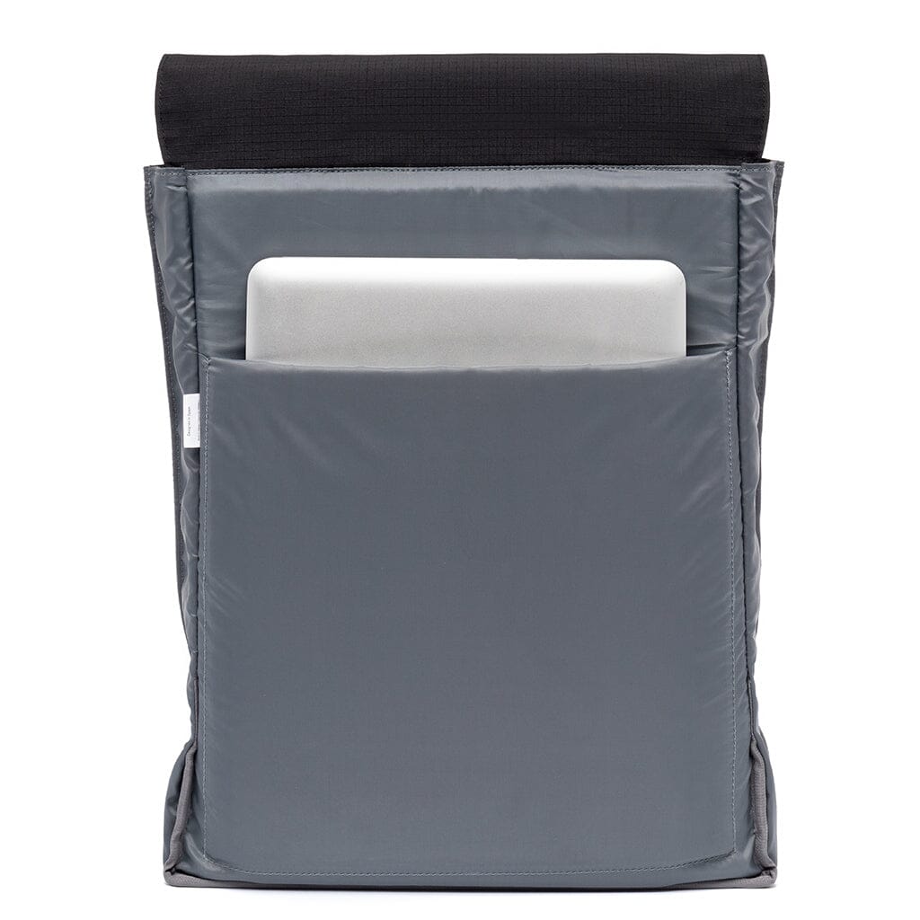Handy XL Vandra - Recycled Laptop Backpack