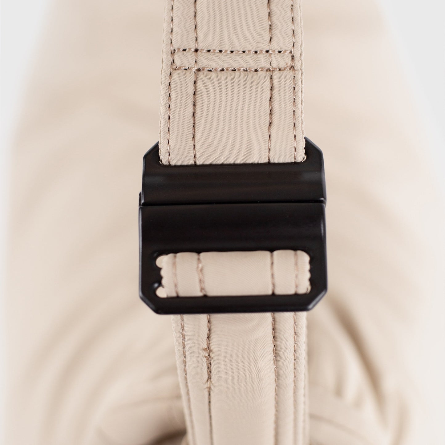 CURVE Half Moon Bag