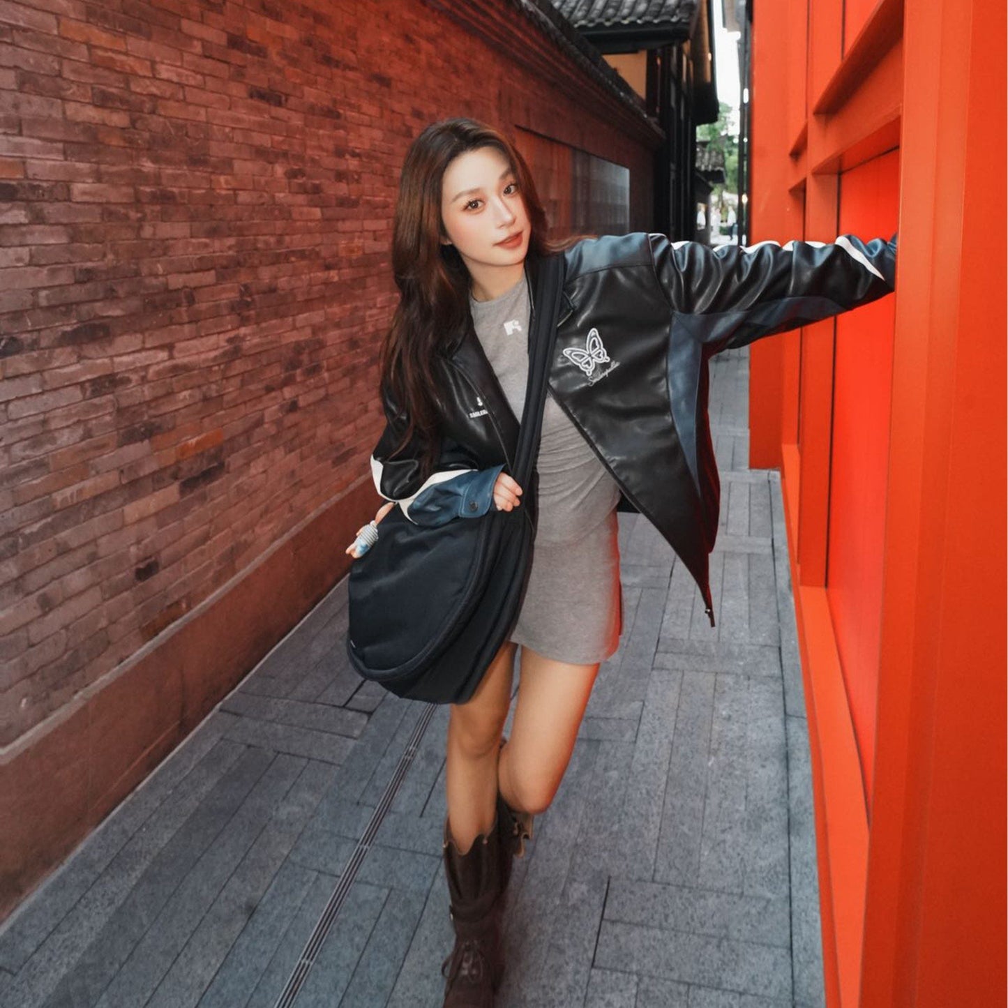 CURVE Half Moon Bag
