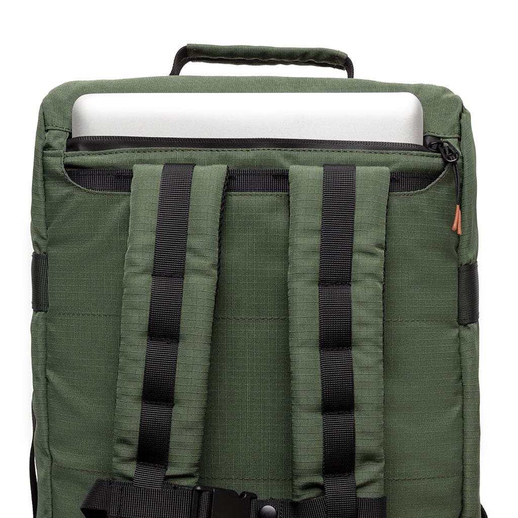 Wanderer Vandra - Sustainable Travel Convertible Backpack