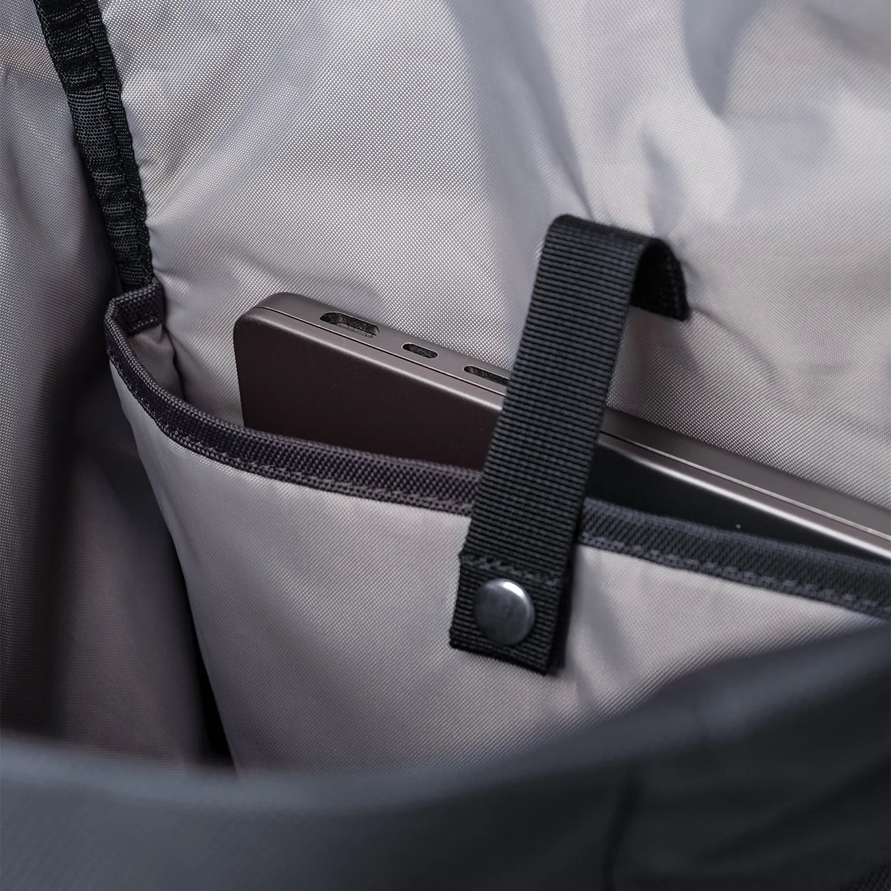 Ground Rolltop Backpack L