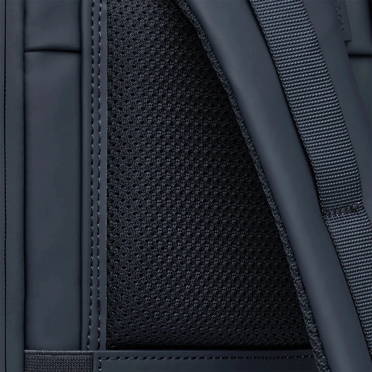 Helsinki Pro Backpack