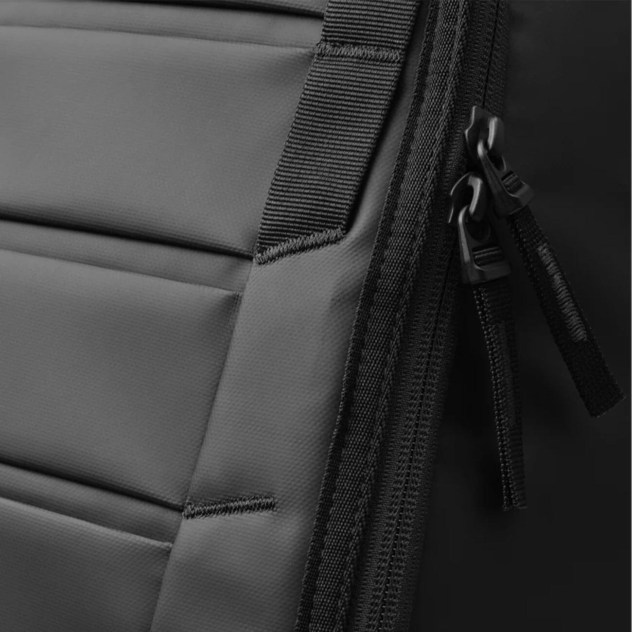 Hugger Backpack 25L