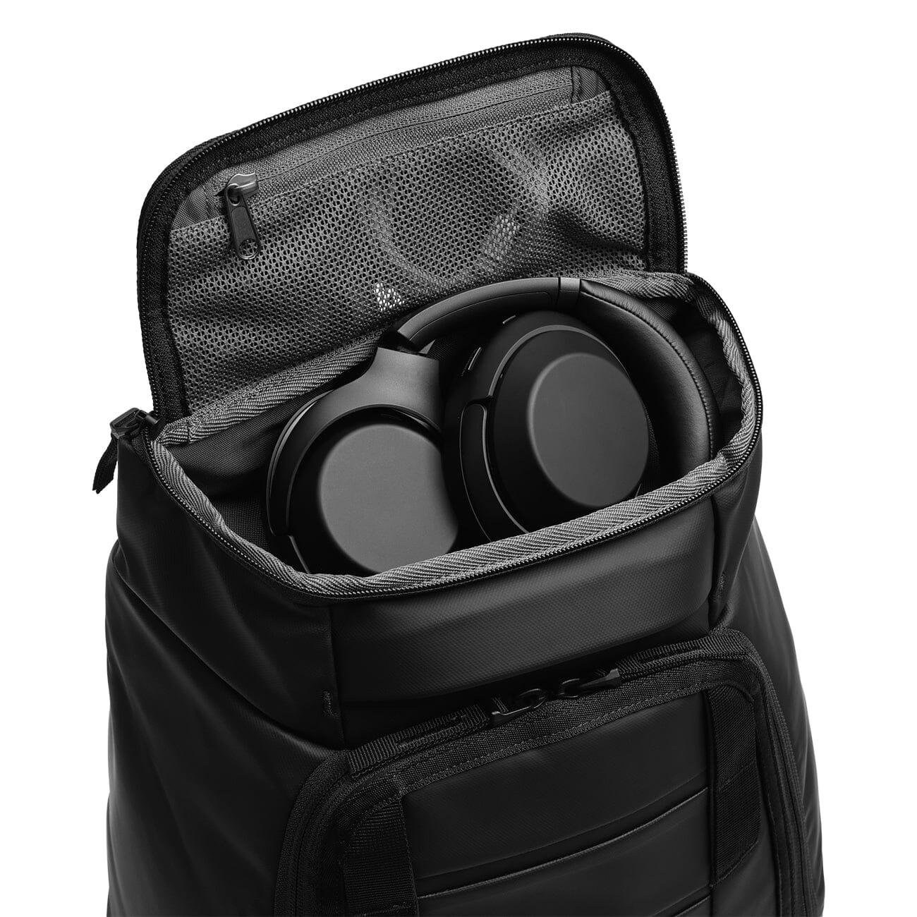 Hugger Backpack 25L
