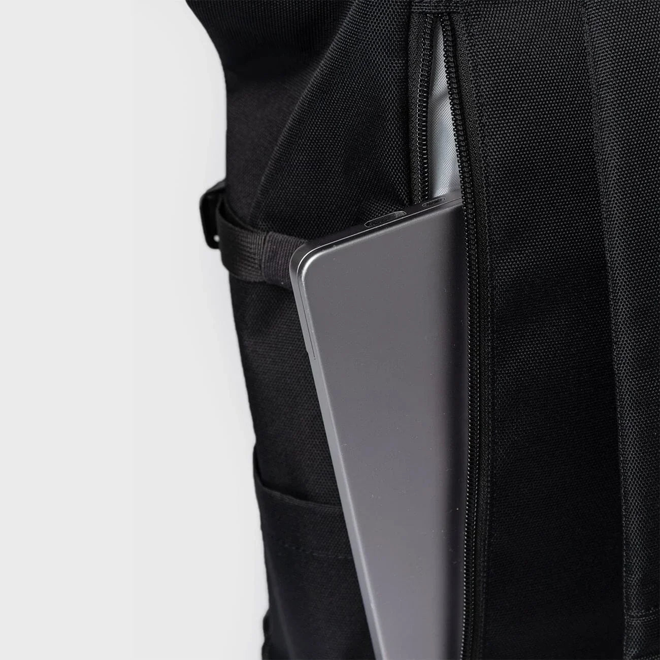 Icon Rolltop Backpack 16"