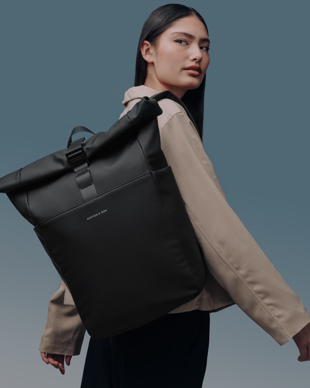Lund Sleek Full PU
