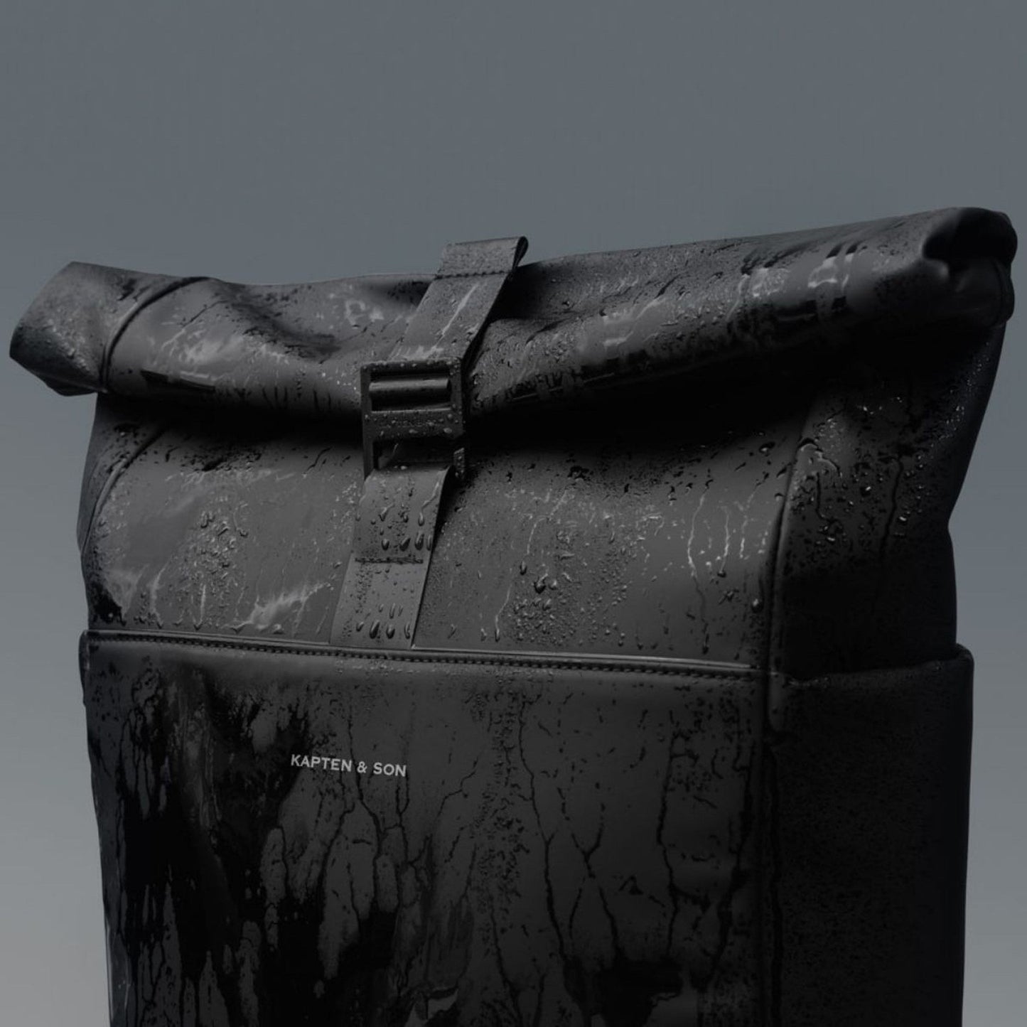 Lund Sleek Full PU