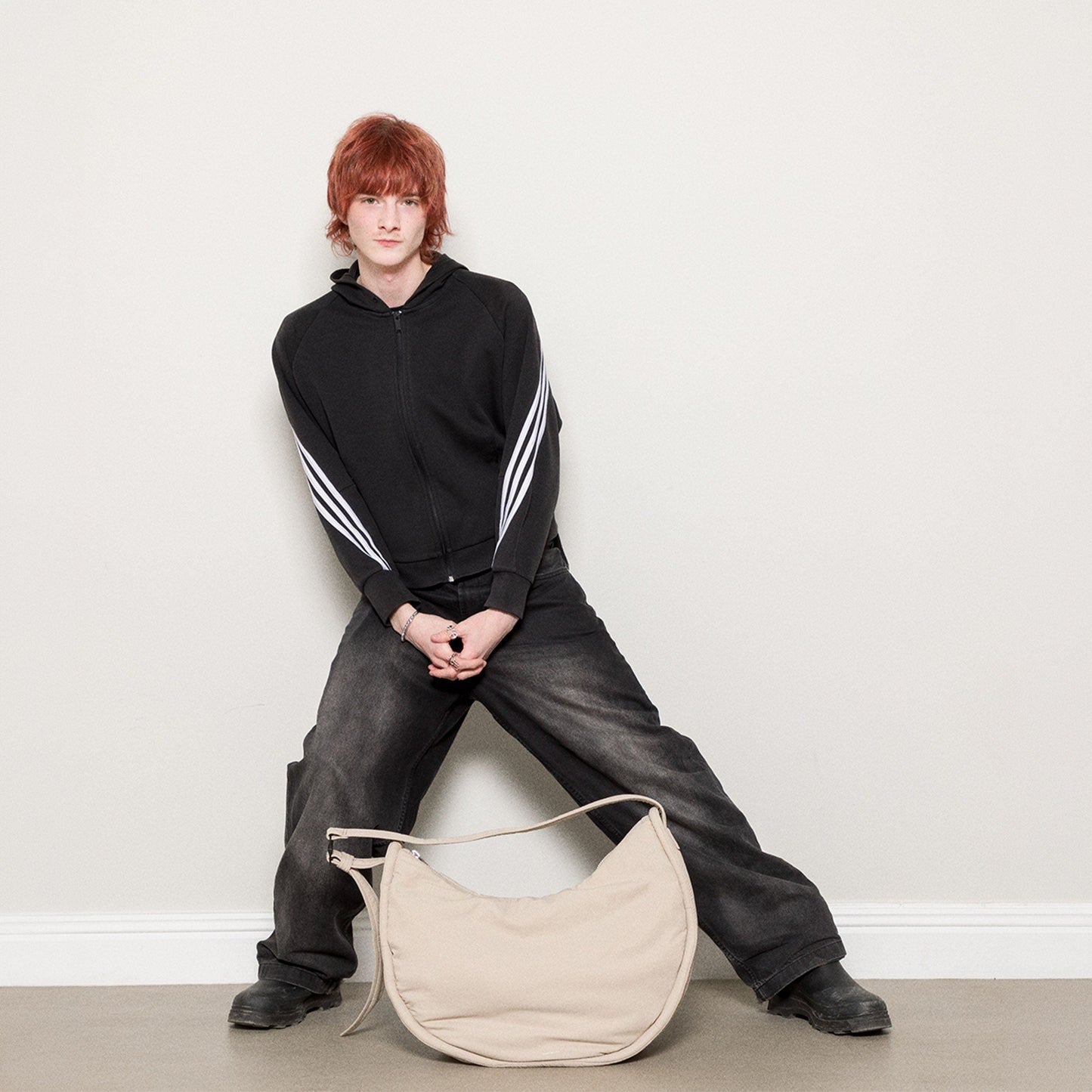 CURVE Half Moon Bag