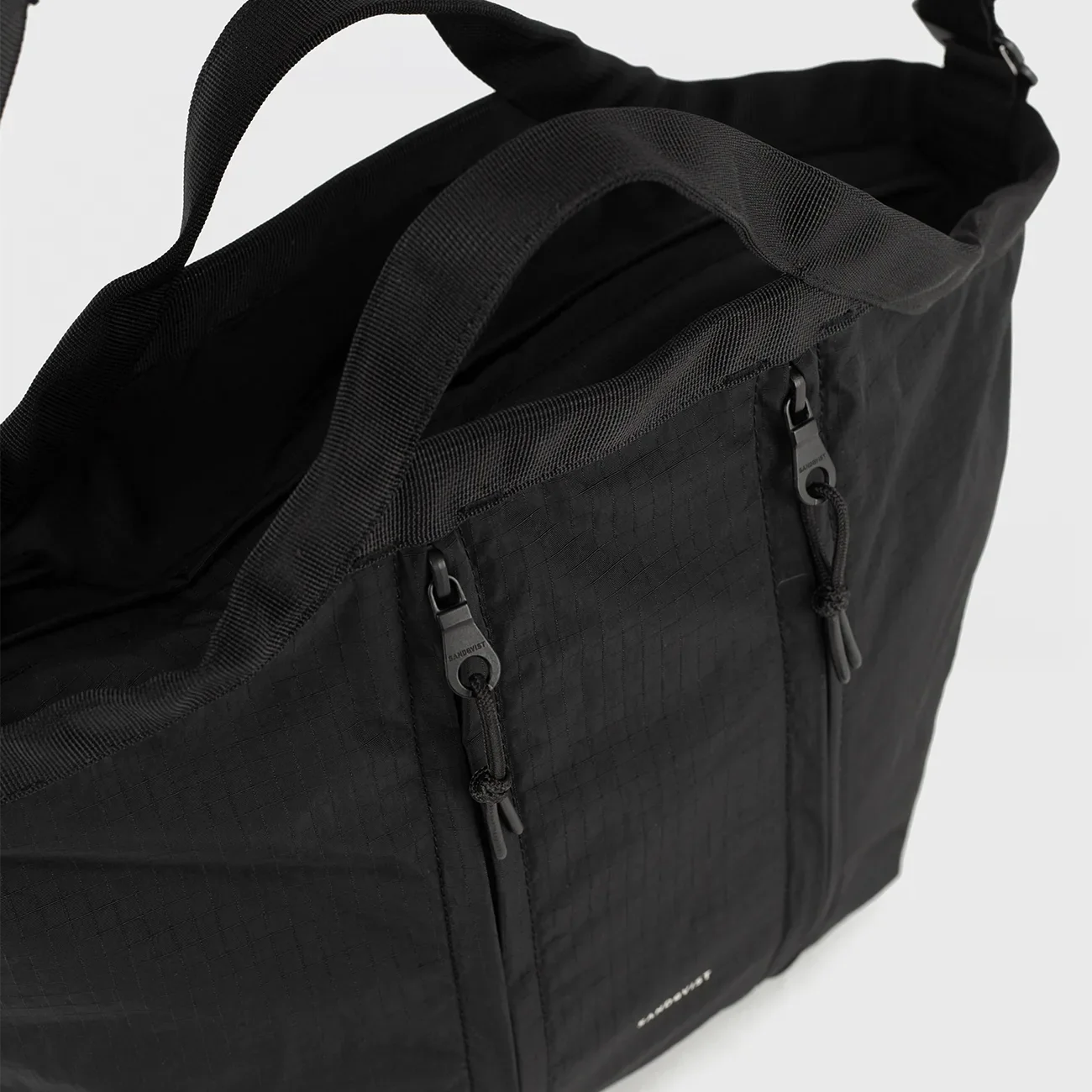 GRID Expandable Crossbody Bag