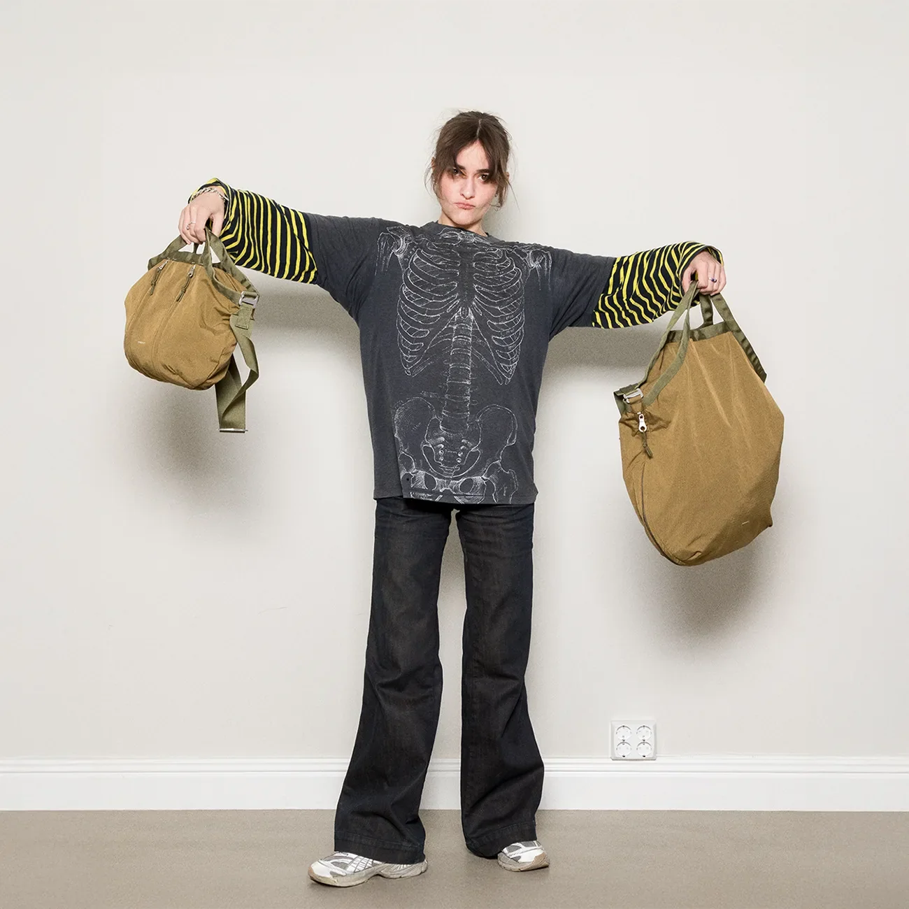 GRID Expandable Crossbody Bag