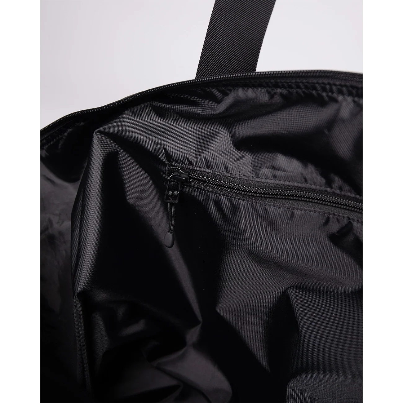 Stream Weekender Bag 49L