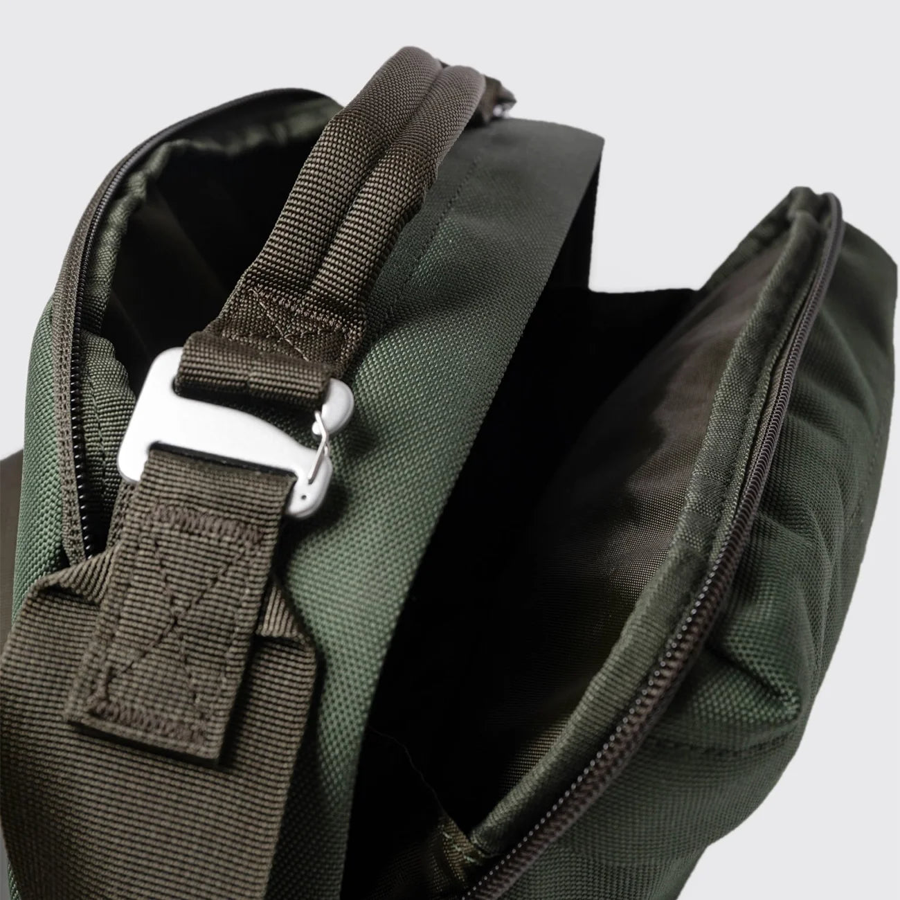 GO Shoulder Bag