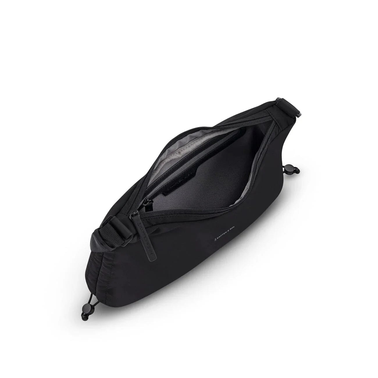 Skara Small Shoulder Bag