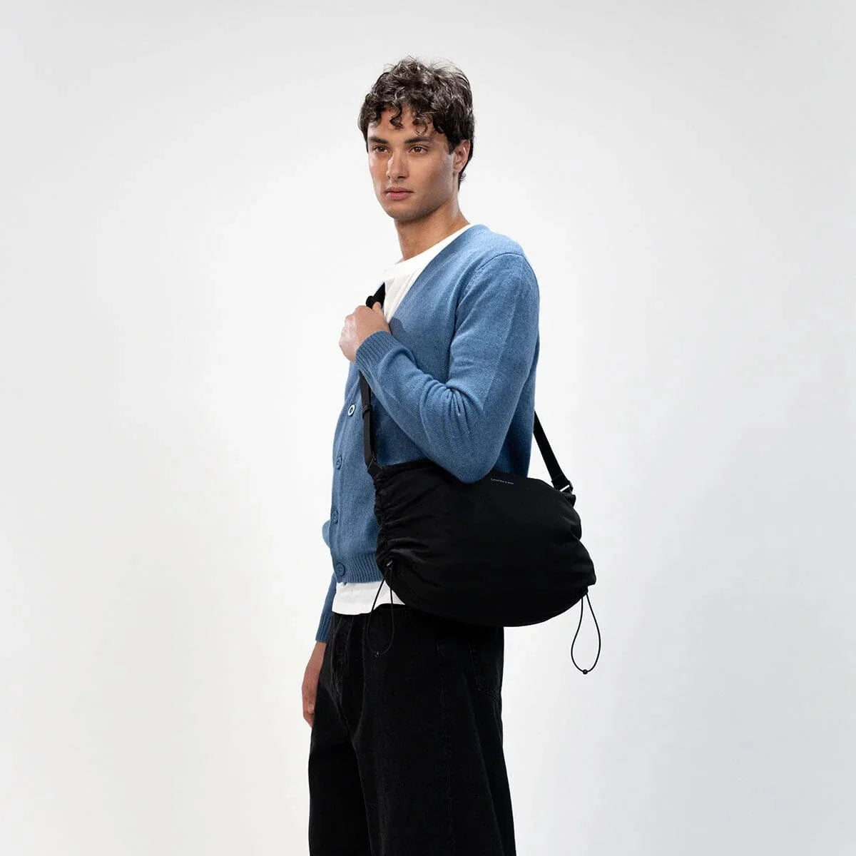 Skara Small Shoulder Bag