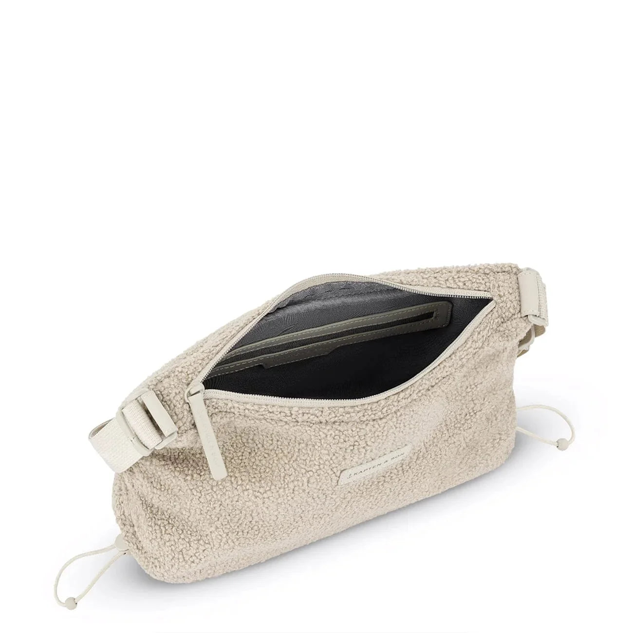 Skara Small Shoulder Bag