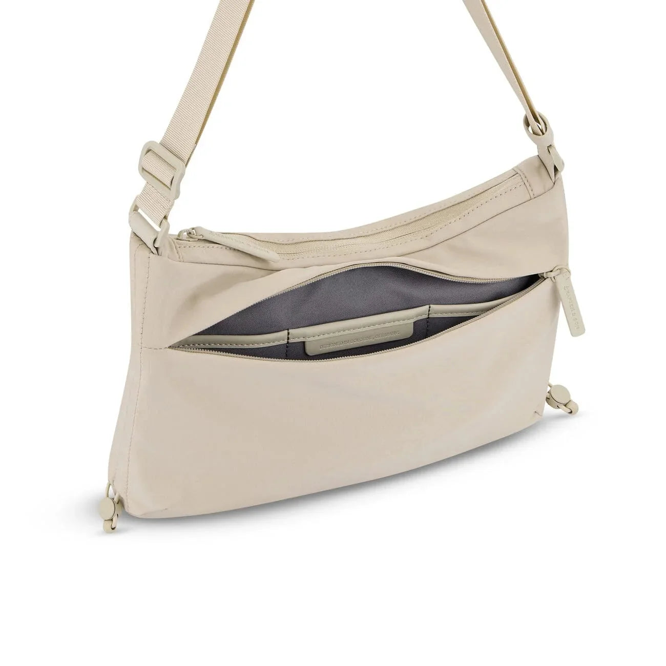 Skara Small Shoulder Bag