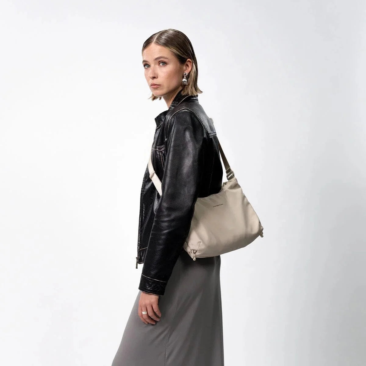 Skara Small Shoulder Bag