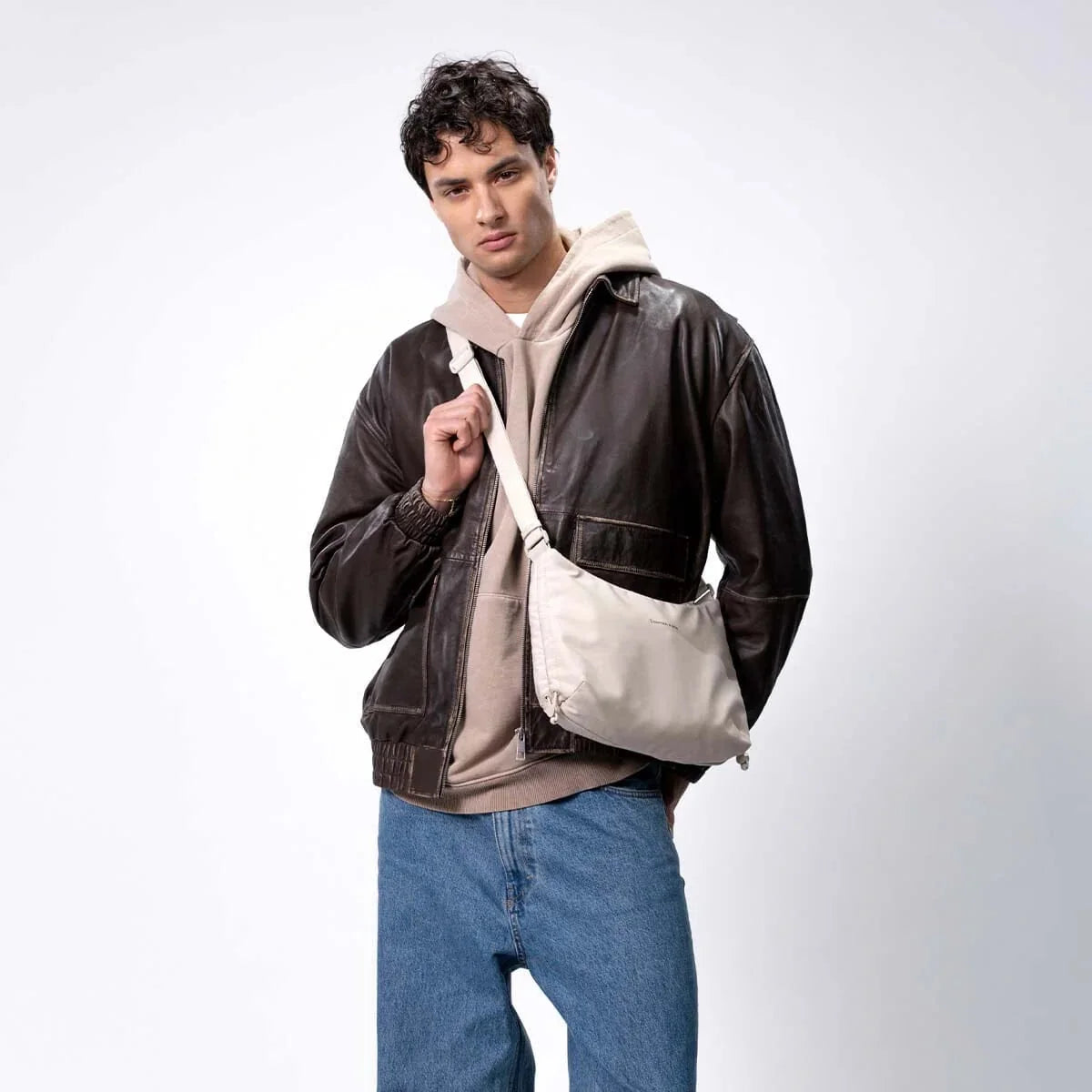 Skara Small Shoulder Bag