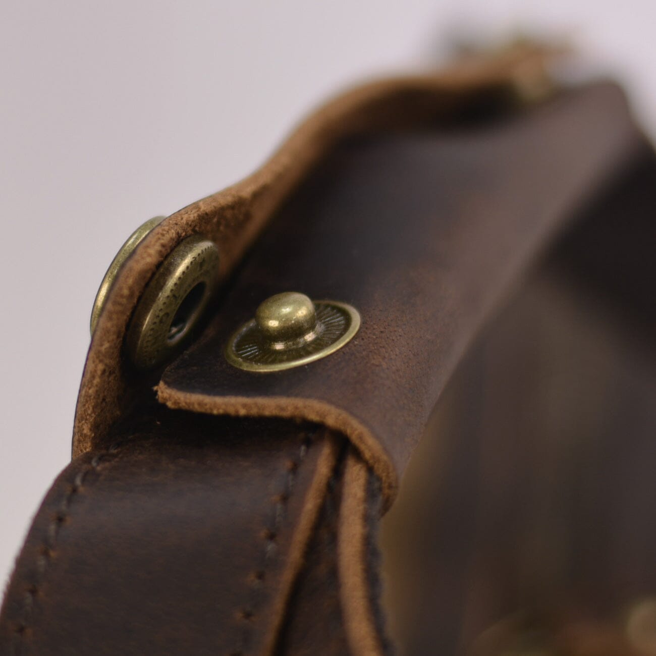 Waxed Canvas Briefcase | ANCHORAGE