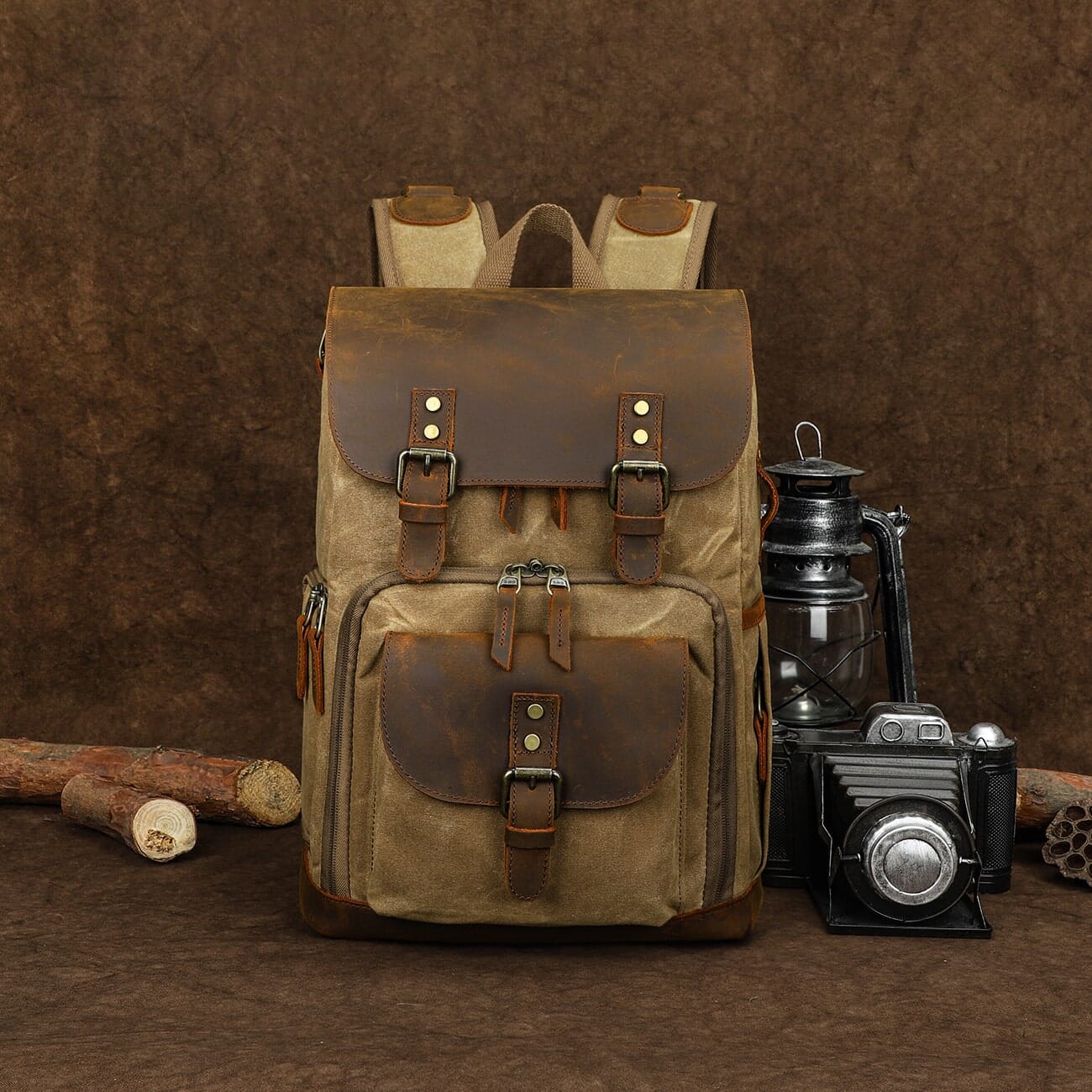 Vintage Leather Camera Backpack | DENALI