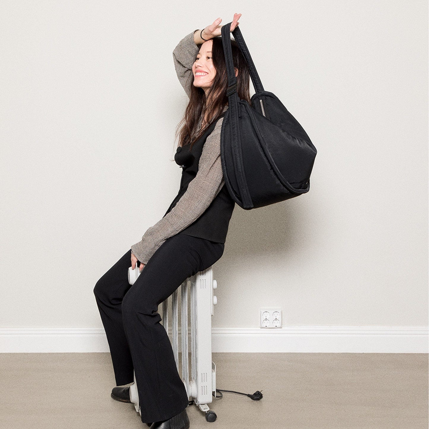 CURVE Half Moon Bag