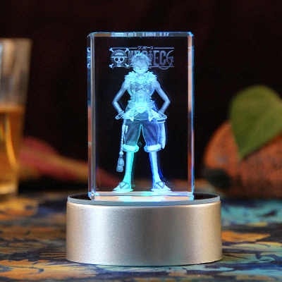 One Piece Luffy Action Figurka Goku gravírovací krystalová 3D LED figurka Luffy panenka